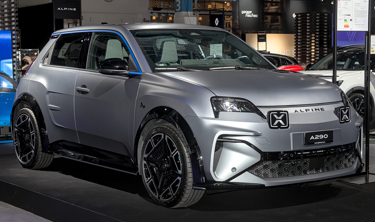 Alpine and Lacoste's One-Off Rally Car Hides 3D-Printed Lattice Seats Under the Crocodile Livery